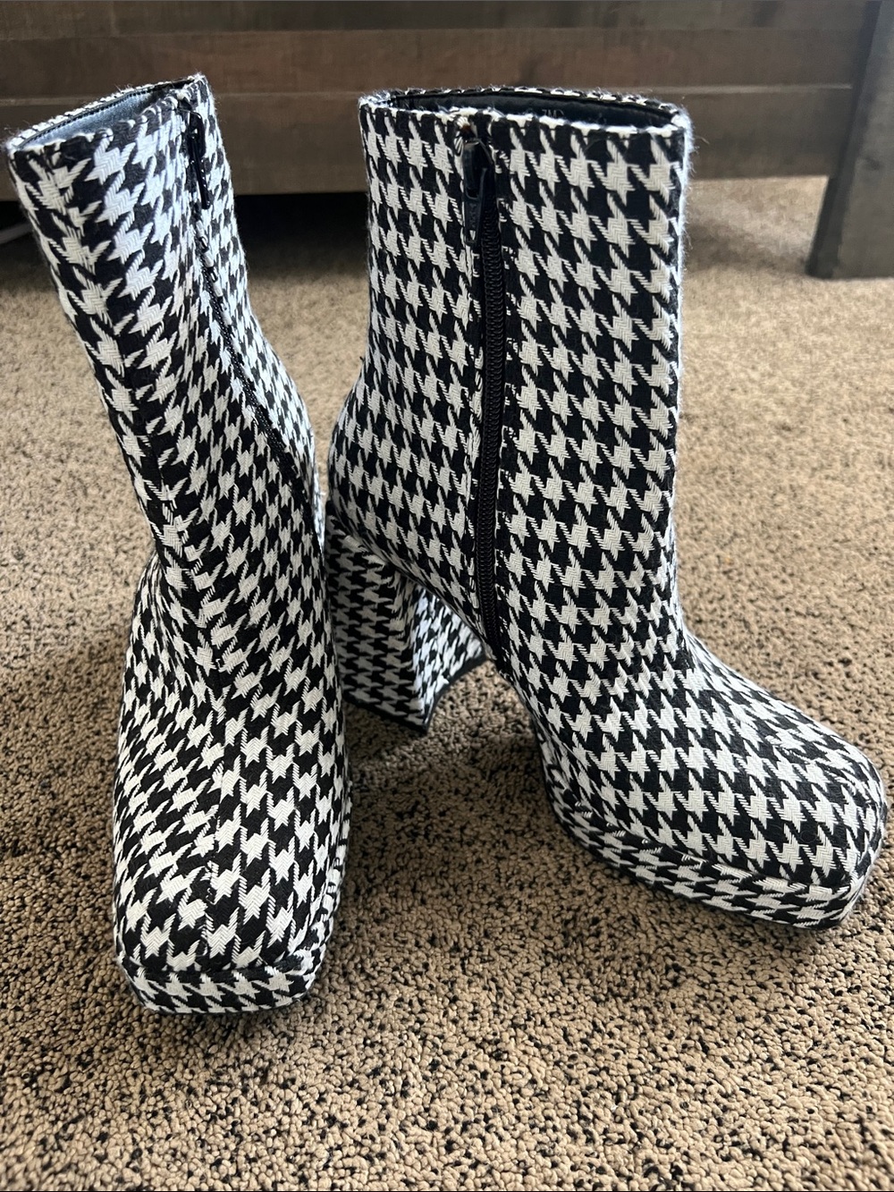 Gianni Bini Booties Houndstooth Fabric Black White Square Toe Block Heel New 7 - Picture 5 of 12